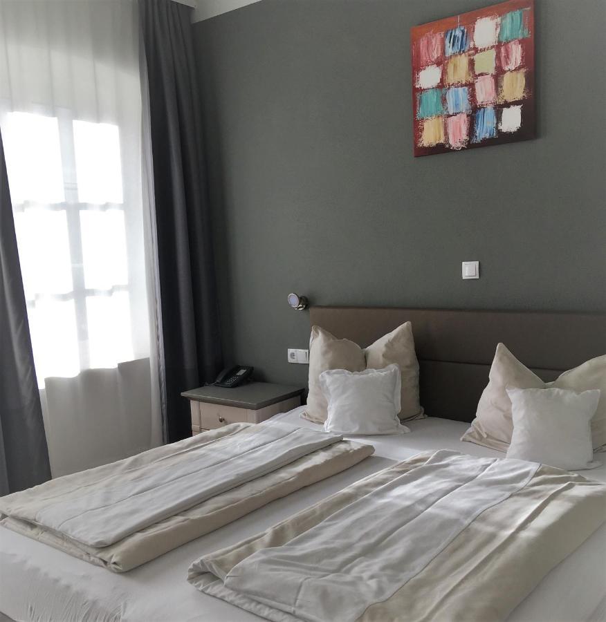 Landhotel Steffen Lieser Ngoại thất bức ảnh